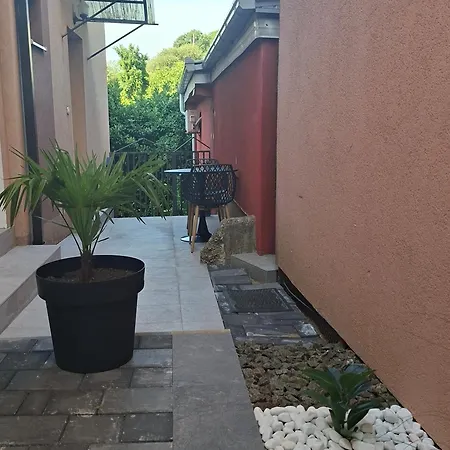Platz Apartment
